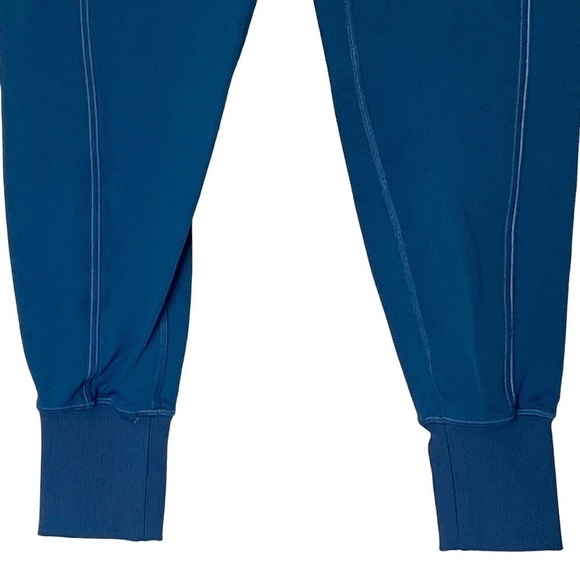 Lululemon Flurry Up High Rise Jogger Pants in Petrol Blue, Size 2 - Picture 9 of 12
